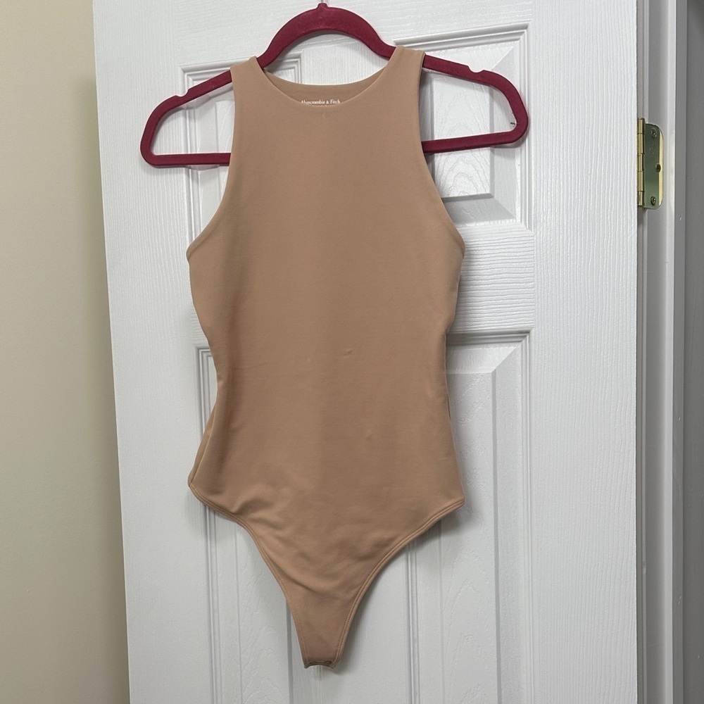 Like New! Abercrombie & Fitch Tan Cut Out Bodysuit